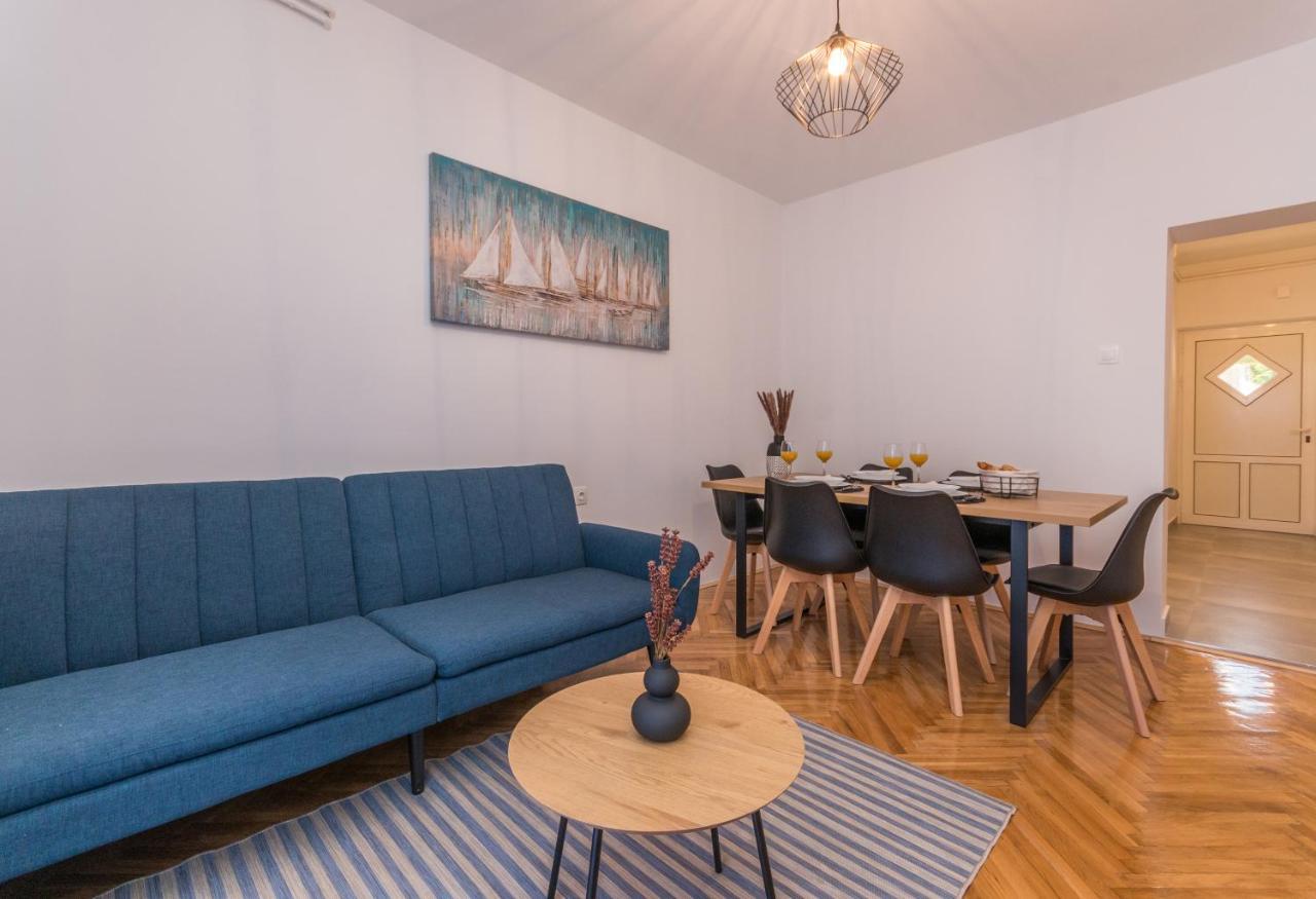 Apartmani A&M Биоград-на-Мору Экстерьер фото